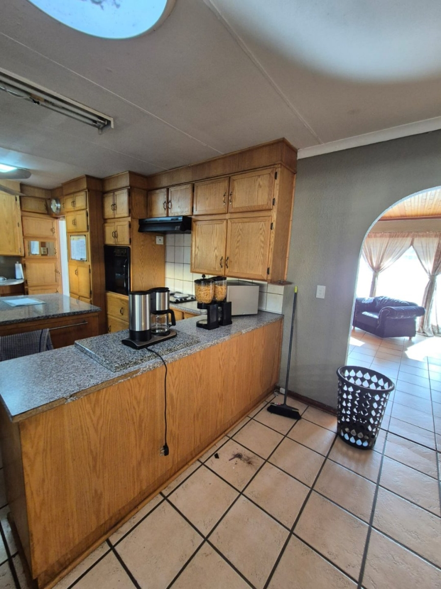 To Let 3 Bedroom Property for Rent in Universitas Ridge Free State